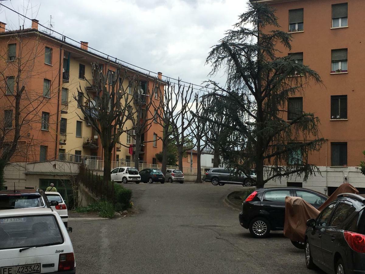 Tra S.Orsola E Fiera Bolonha Exterior foto